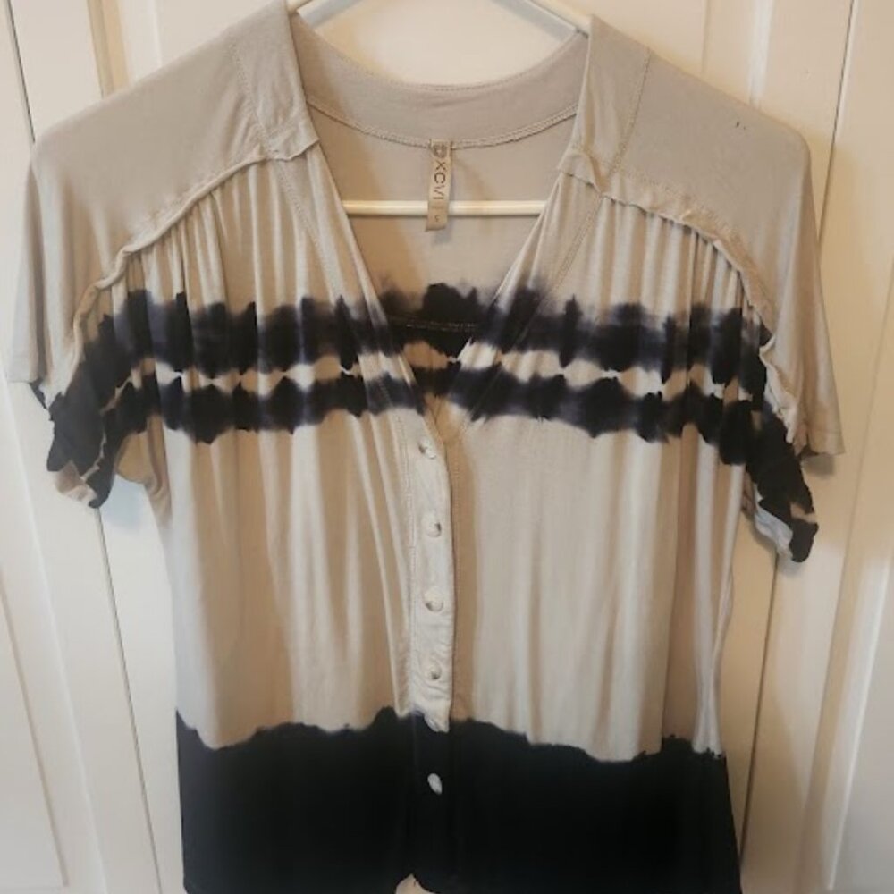 XCVI Tie-Dye Short Sleeve Top - Boho Chic!